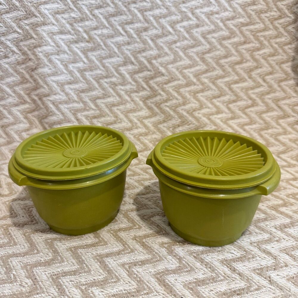 Vintage Tupperware Avocado Green Food Storage Containers w Lids 886-9 Set of 2